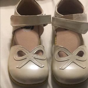 Livie and Luca size 13